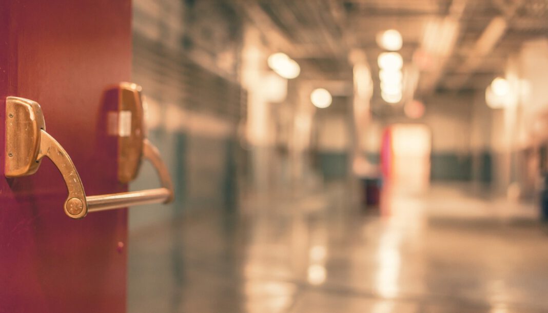 Notfallambulanzen verzeichnen 13 Millionen Behandlungen und neuen Höchstwert im Jahr 2024