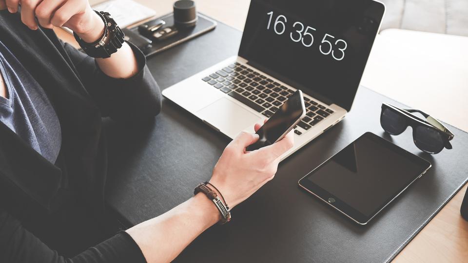 Vorwahl +98: Was du über Anrufe und Nachrichten aus dem Iran wissen musst!